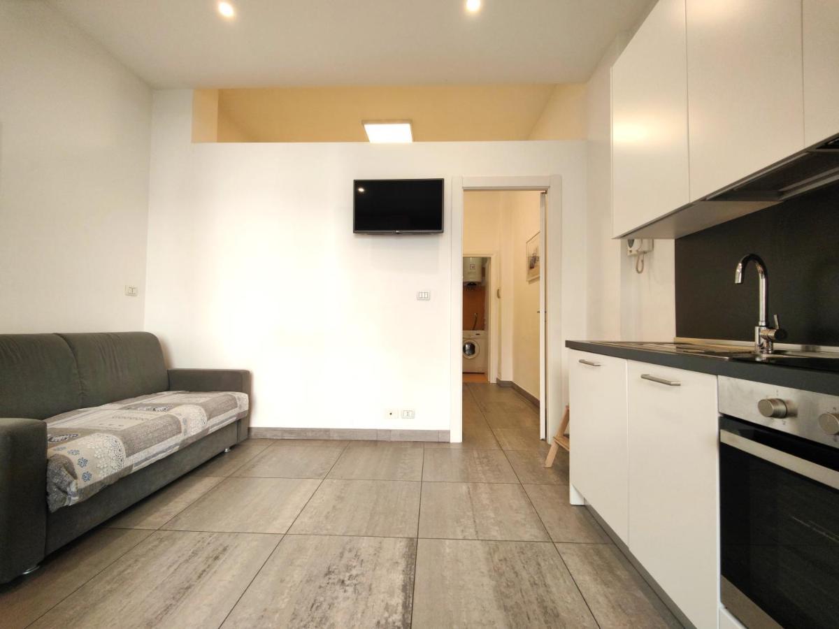 Hostdomus - Terry Suite Turin Bagian luar foto